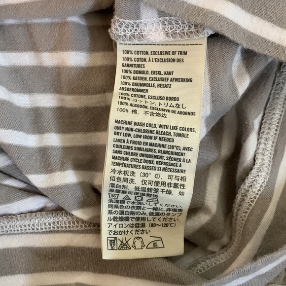 Hollister Gray and White Striped Tank Top. Size L. - Picture 8 of 10